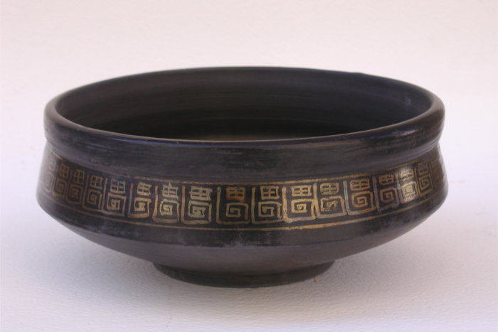 bucchero bowl